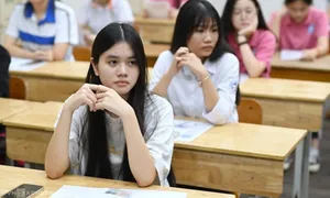 'Cố định ba môn Toán, Văn, Anh cho kỳ thi vào lớp 10'