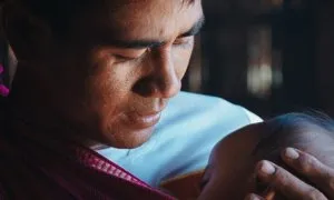 Chiếu phim tài liệu về đời sống người Xơ Đăng của đạo diễn Đức